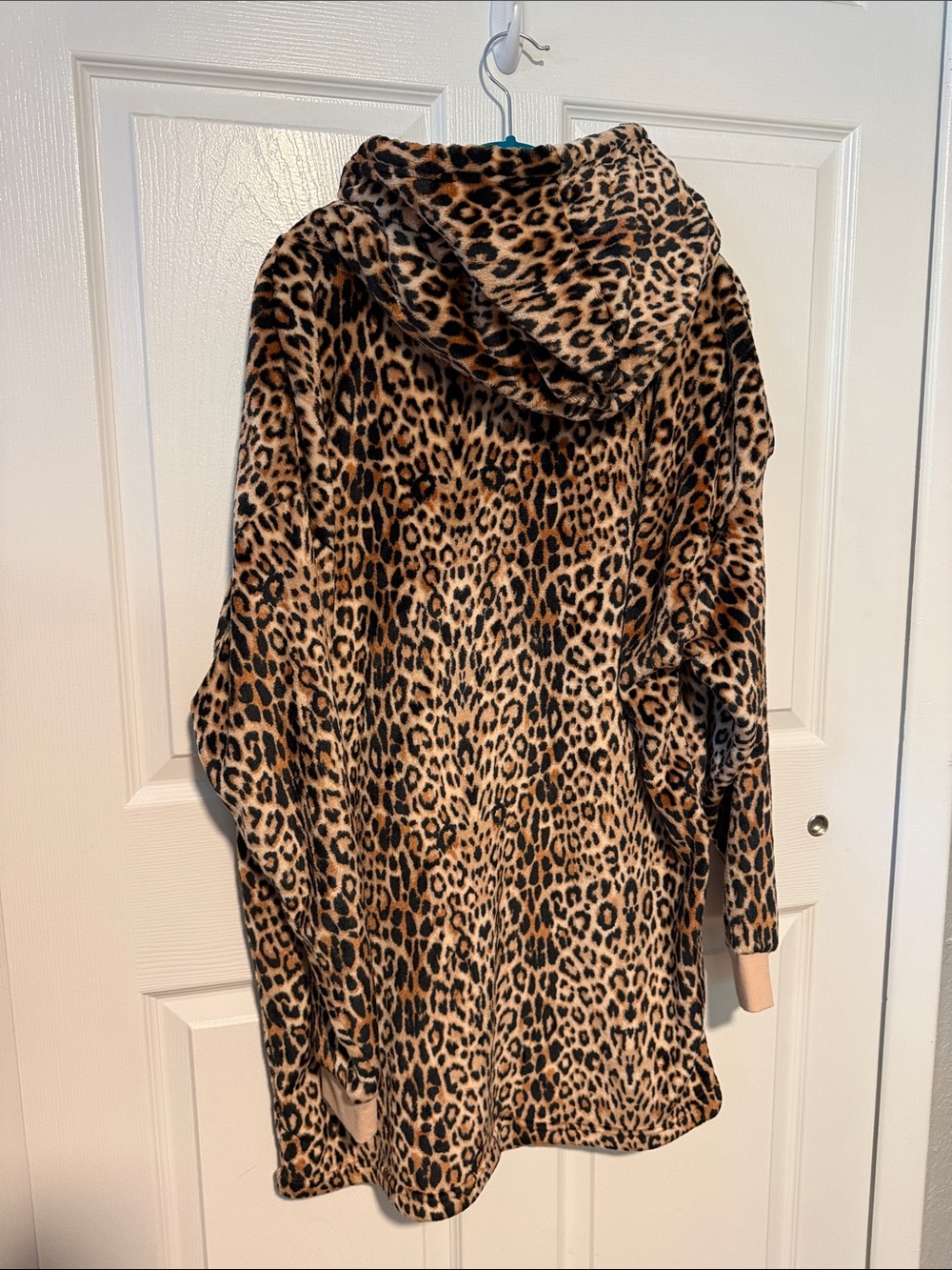 Juicy Couture Leopard Print Hooded Tunic Hoodie Lounger with Sparkling Logo - Picture 5 of 6